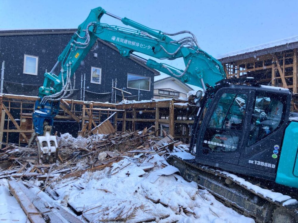 長岡市 K様 62.8坪 木造2階建て住宅2棟 解体工事